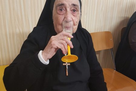 100 anni Sr Geltrude!