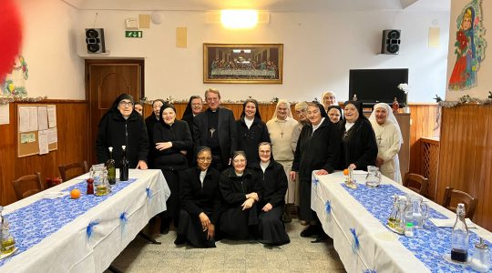 Visita pastorale in Casa Madre: un incontro di Fede e Comunità con il Vescovo Marino